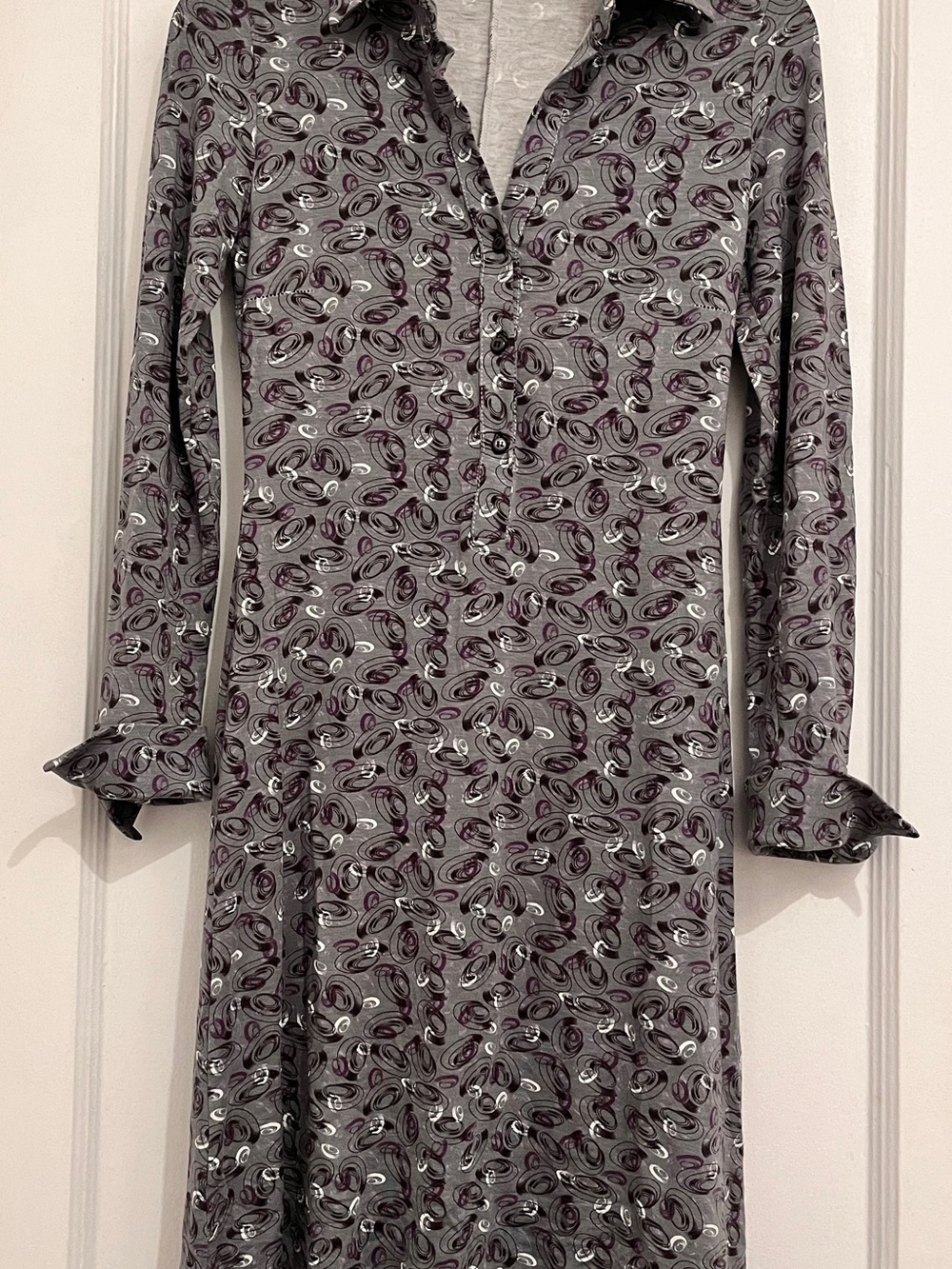 Grey Paisley Long-Sleeve Shirt Dress with Subtle Maroon Accents